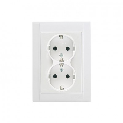 42001057 Розетка двойная с заземлением (новый дизайн) Defne/белая Makel