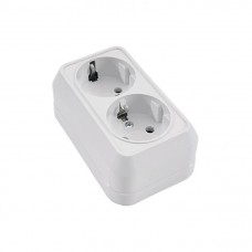 45182 Розетка двойная с заземлением наружный/белая Makel