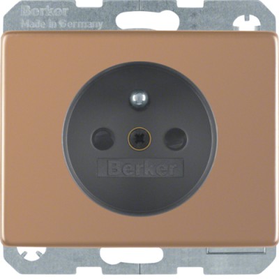 Розетка Berker с центральным з/к с защ.контактов, медь, 16А/250В, ARSYS COPPER MED (6768740007)