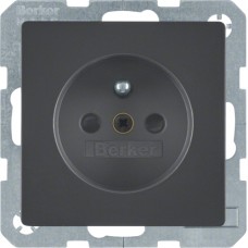 Розетка Berker с центральным з/к с защ.контактов, 16А/250В, антрацит, Q.х (6768766086)