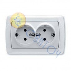 90561056 Розетка 2 скрытая с з/к белая CARMEN Vi-Ko