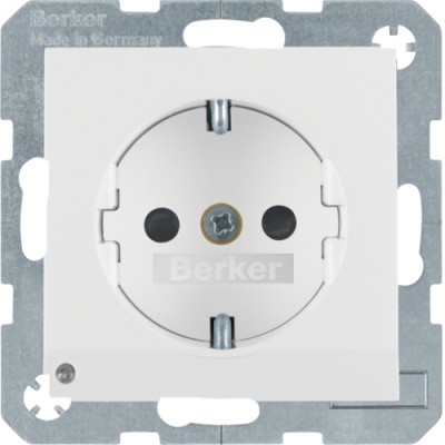 Розетка Berker с з/к з защ.от детей, LED-подсв., пол.белизна мат, 16А/250В S.1/B.х (41091909)